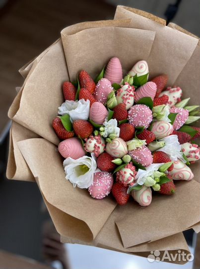 Клубничный букет
