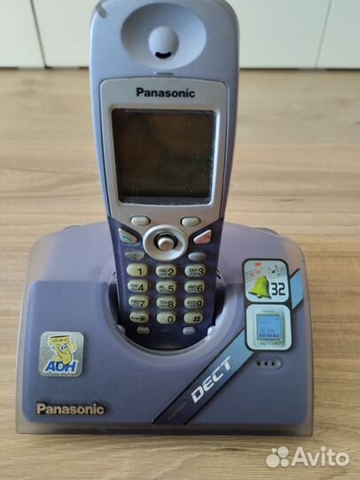 Телефон panasonic