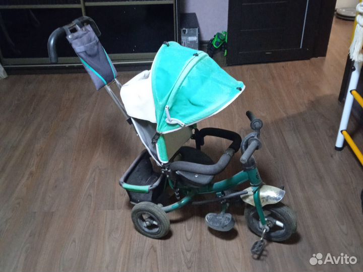 Трехколесный велосипед