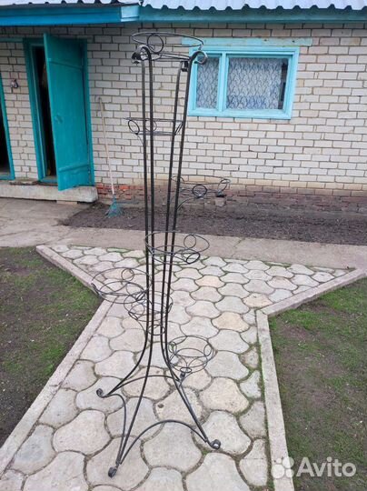 Подставка для цветов напольная металлическая