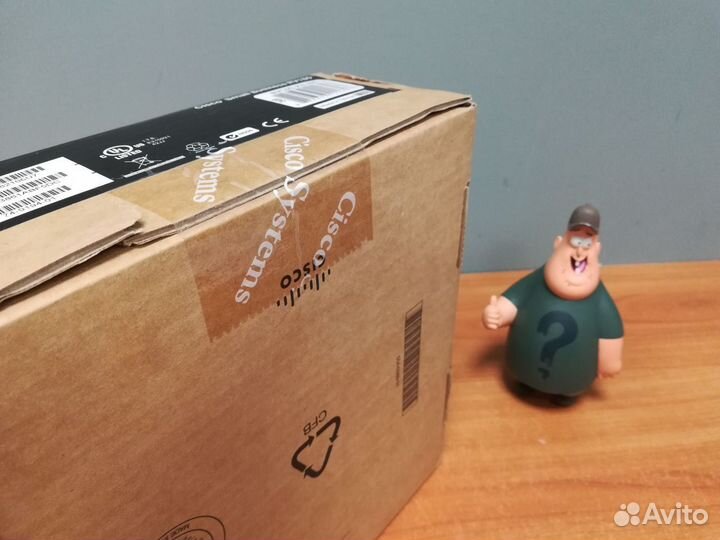 Cisco Small Business RV180 VPN Роутер RV180-K9-NA