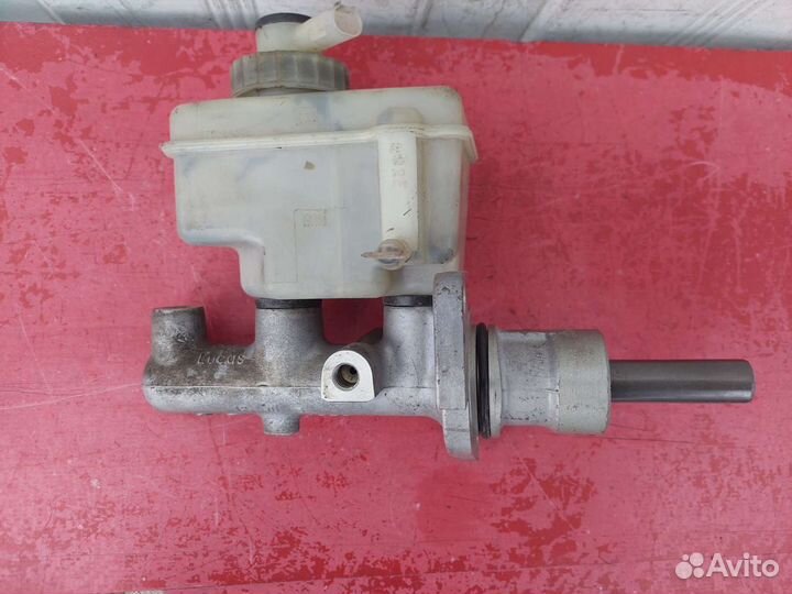 Главный тормозной цилиндр BMW E38