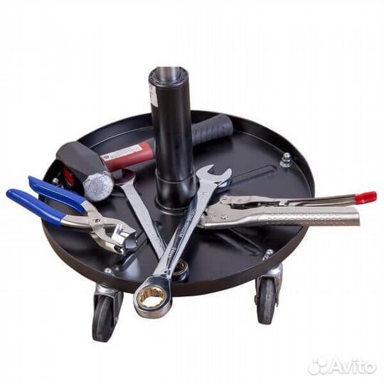 Табурет ремонтный на колесах