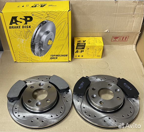 Тормозные диски перф. с колодками перед LADA vesta