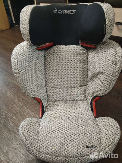 Детское автокресло Maxi-Cosi RodiFix Graphic