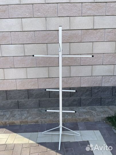 Стойка для хоккейной формы