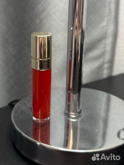Помада clarins