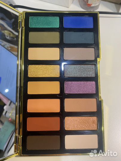 Тени Kat Von D лимитированная палетка