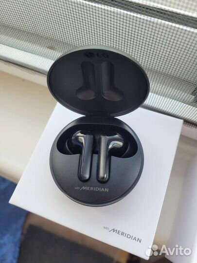 Беспроводные наушники LG HBS-FN4 новые