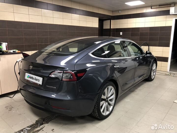 Tesla Model 3 271 л.с. AT, 2018, 71 000 км