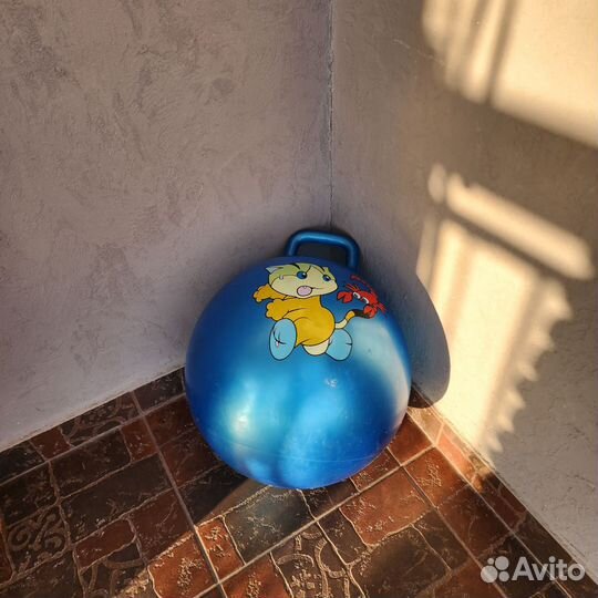 Мяч попрыгун с ручкой 45см