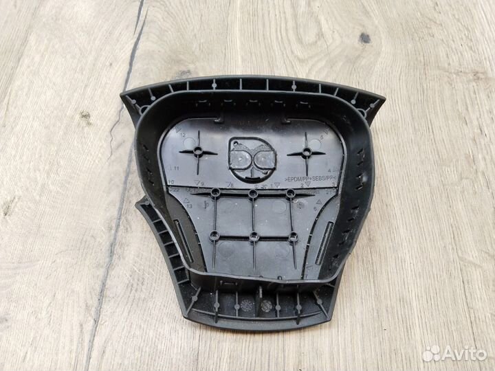 Крышка подушки безопасности Volvo C30 MB5244 2.4