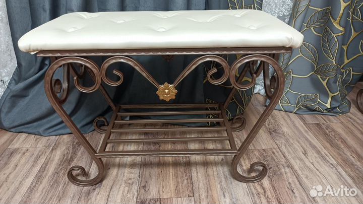 Банкетка - обувница в прихожую