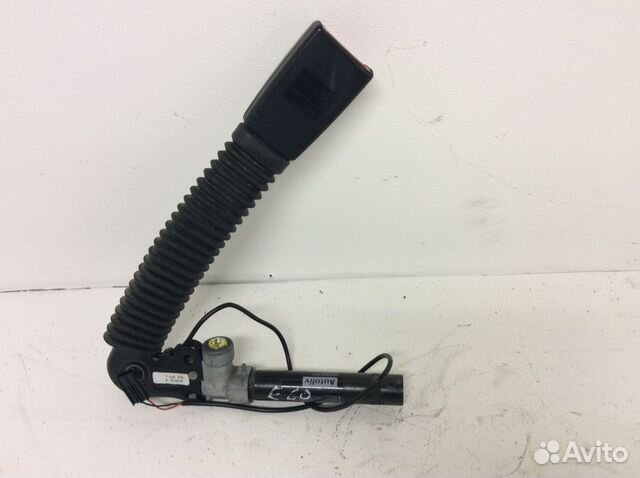 Натяжитель ремня безопастности правый BMW E60