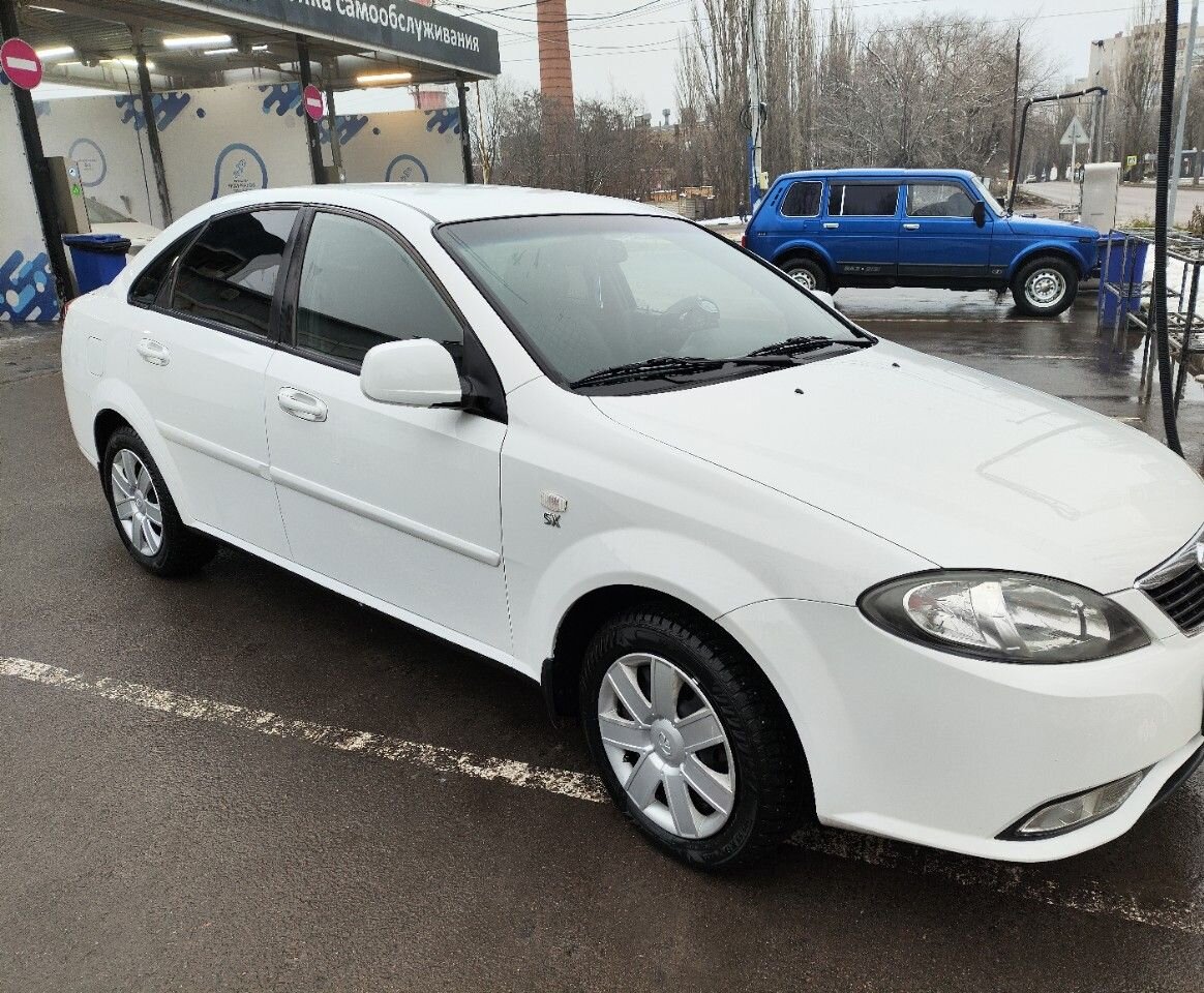 Daewoo Gentra: фото из отзыва