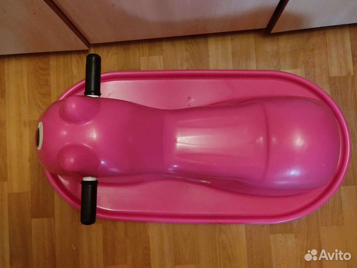 Детская качалка гусеничка розовая