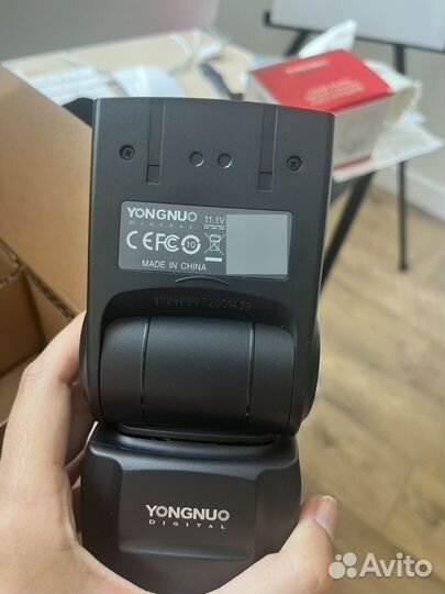 Вспышка накамерная YongNuo Speedlite YN720