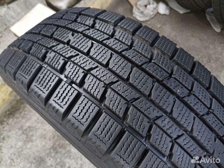 Dunlop DSX-2 215/60 R16