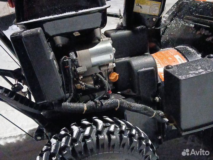 Снегоуборщик бензиновый бу