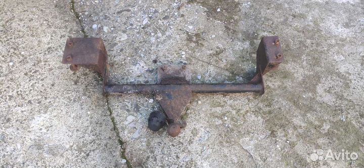 Фаркоп на ваз 2110