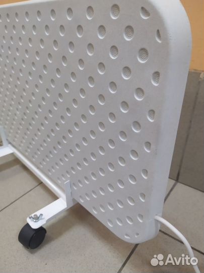 Кварцевый обогреватель 500 ватт + подставка