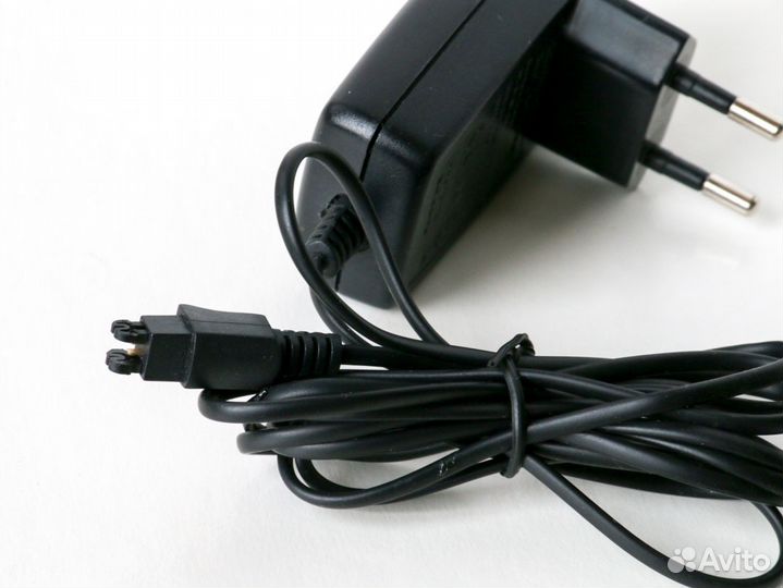 Зарядные устройства и кабели Sony-Ericsson