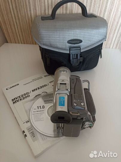 Цифровая видеокамера Canon,фотоаппарат Canon