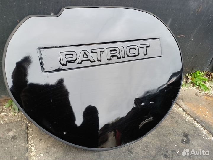 Заглушка запаски Патриот