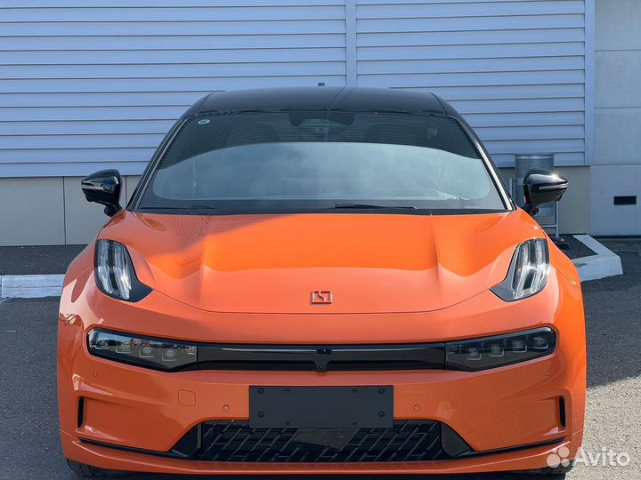 Zeekr 001 544 л.с. AT, 2023, 300 км