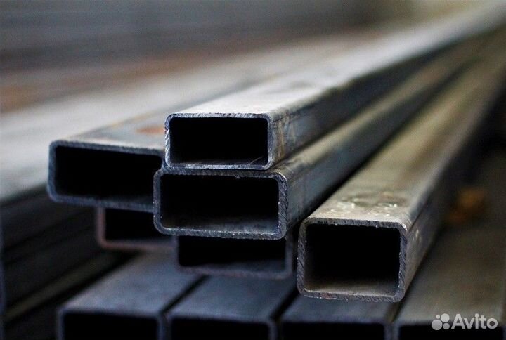 Профильная труба 40х20х3