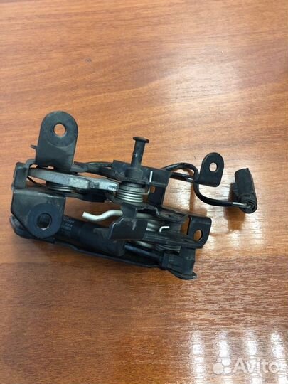 Замок капота левый Bmw 5-Series F10 F11 2012-2016