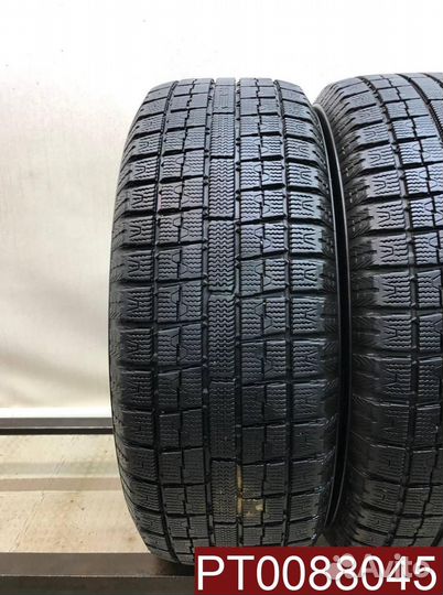 Toyo Observe Garit GIZ 215/60 R16 98H