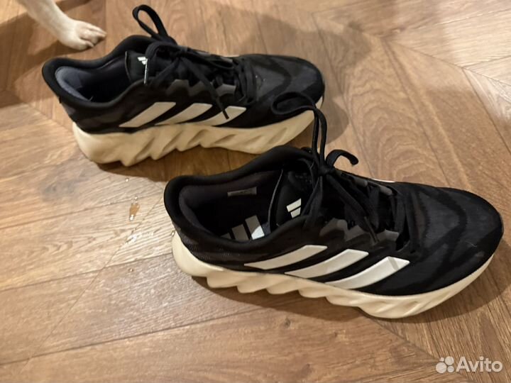 Кроссовки женские 38 размер