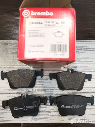 Задние колодки Brembo на VAG