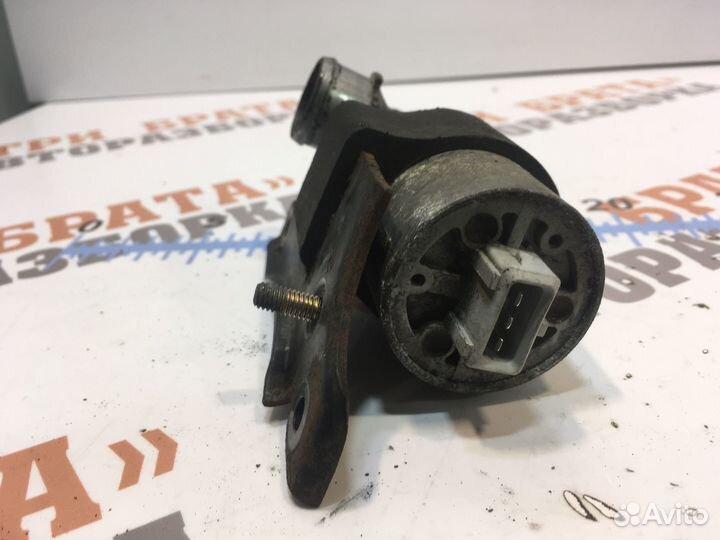 Клапан холостого хода бмв X5 2003г 3л 170кВт