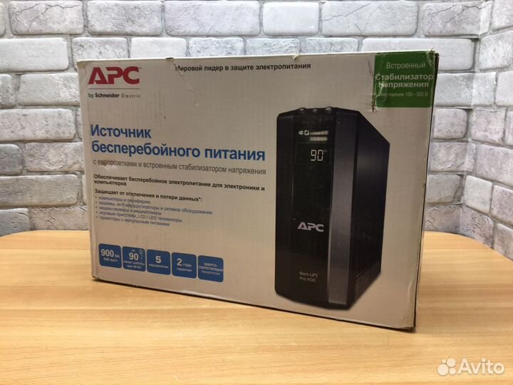 APC by Schneider Electric Back-UPS Pro BR900G-RS