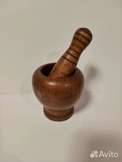 Ступка с пестиком дерево, новая
