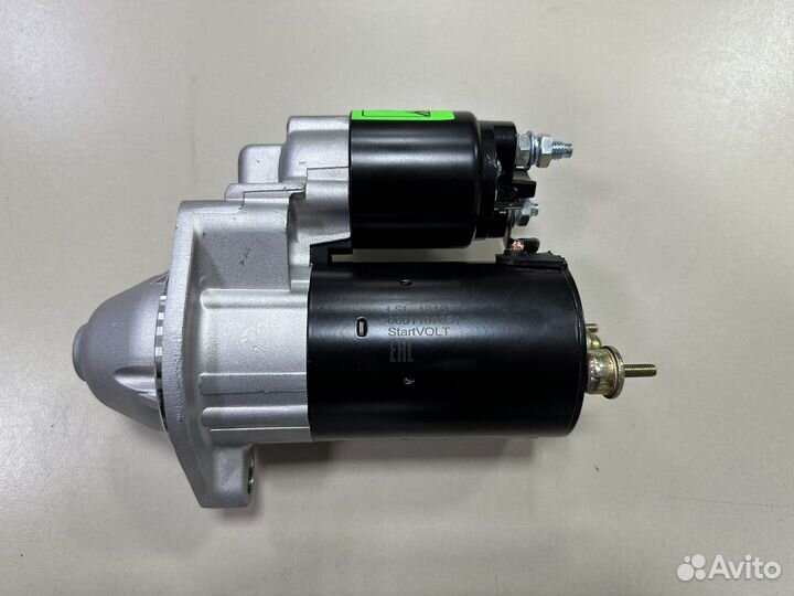 Стартер Audi 80 b3;b4/ A-4/ VW Passat b5 новый