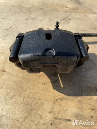 Паджеро 3 суппорт задний