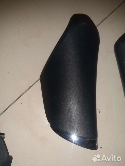 Кожаные вставки торпедо Тойота Марк Х 2004-2009г.в