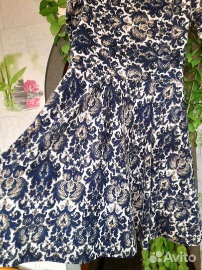 Платье нарядное