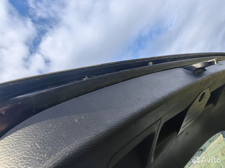 Крышка багажника Volkswagen Passat B6 универсал