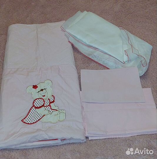 Комплект в детскую кроватку