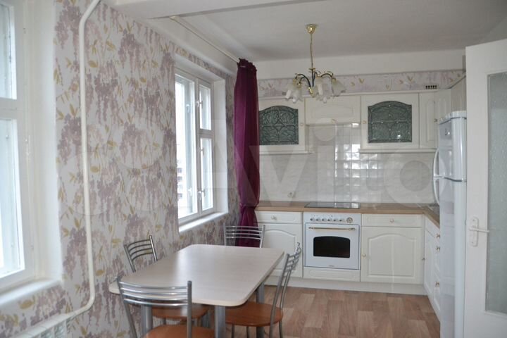 1-к. квартира, 48 м², 8/10 эт.