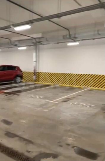 Машиноместо, 13 м²