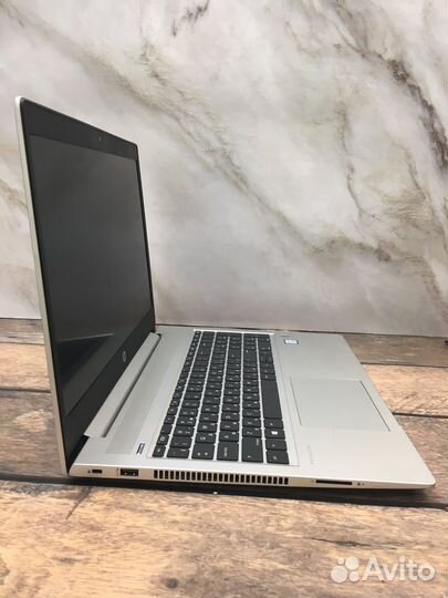 Металический hp i5 / i7 8550u, 15.6 ips