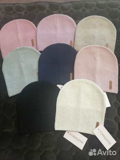 Стильные женские шапки бини демисезон