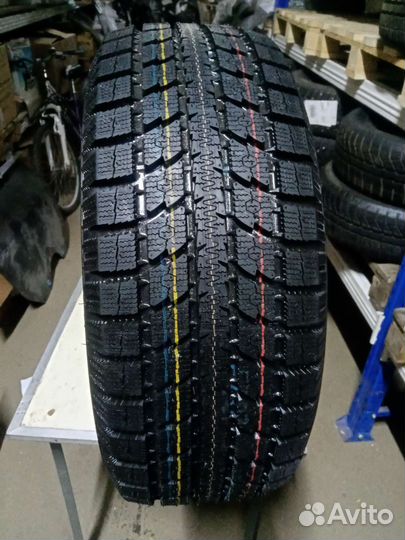 Toyo Observe GSi-5 255/60 R17 106T
