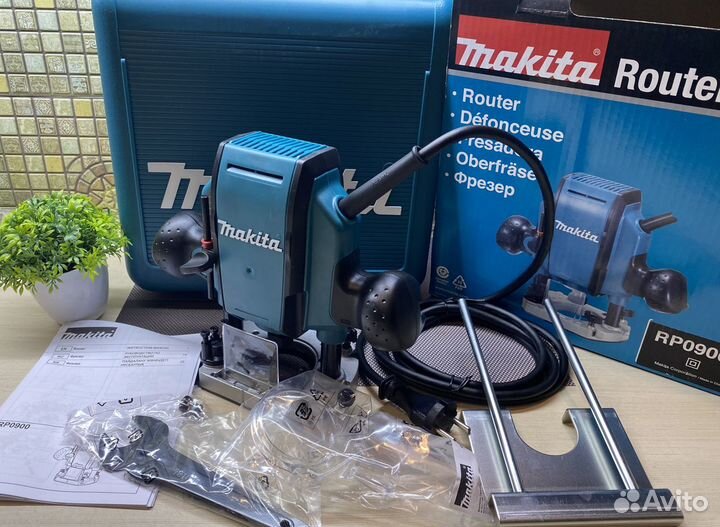 Фрезер Makita 900Вт RP0900K Оригинал Новый в кейсе