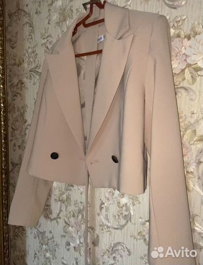Пиджак укороченный
